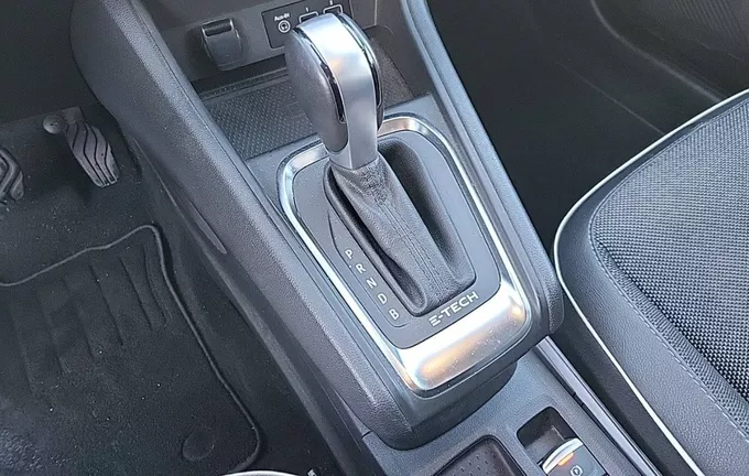 RENAULT CAPTUR E-Tech hybride rechargeable 160 Techno photo 13 2125245