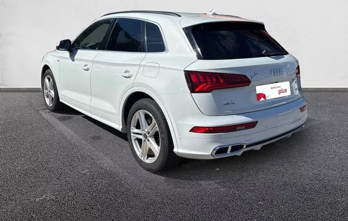AUDI Q5 55 TFSI e 367 S tronic 7 Quattro S line extérieur trois quart arrière gauche 2131461