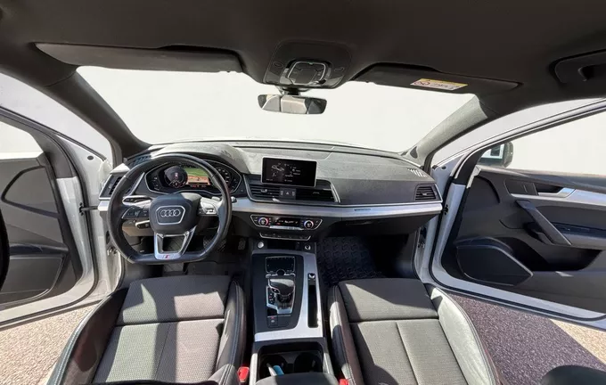 AUDI Q5 55 TFSI e 367 S tronic 7 Quattro S line photo 18 2131461