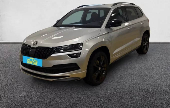 SKODA KAROQ 2.0 TDI 116 ch SCR DSG7 Sportline extérieur trois quart avant gauche 212969
