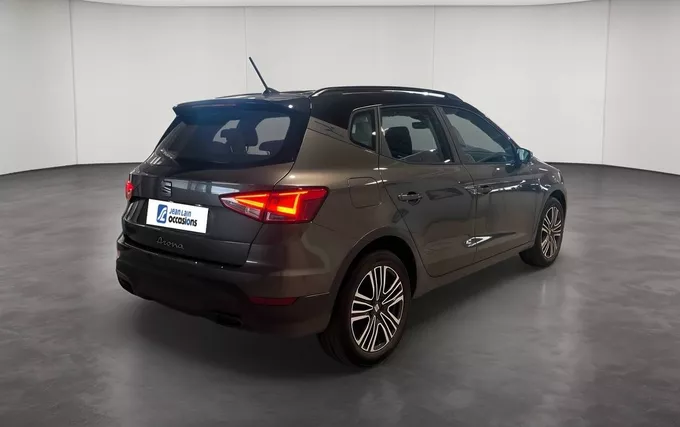 SEAT ARONA 1.0 TSI 95 ch Start/Stop BVM5 Urban extérieur trois quart arrière droit 2132492