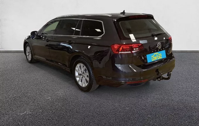 VOLKSWAGEN PASSAT SW 2.0 TDI EVO 150 DSG7 Business extérieur trois quart arrière gauche 213456