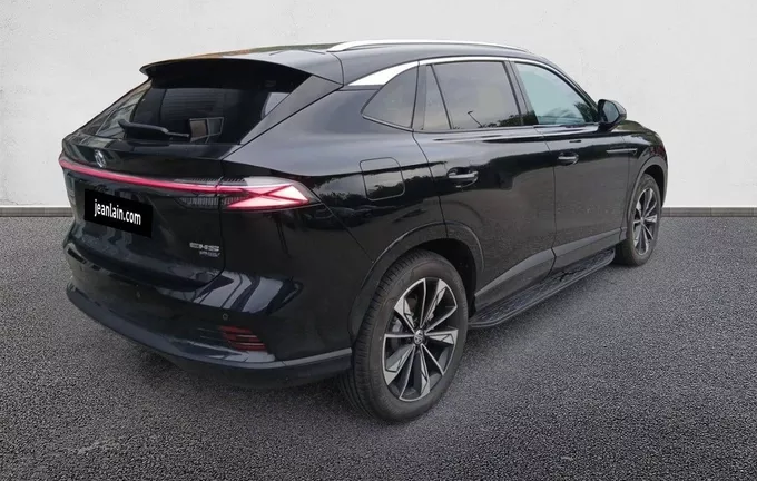 MG EHS 1.5T PHEV 272 ch Luxury extérieur trois quart arrière droit 9259