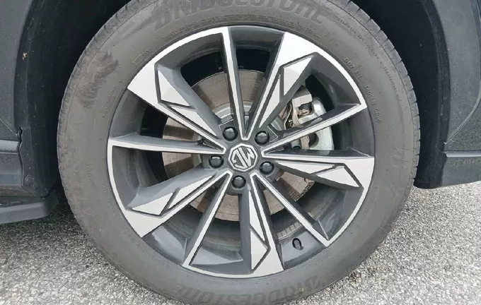 MG EHS 1.5T PHEV 272 ch Luxury photo 9 9259