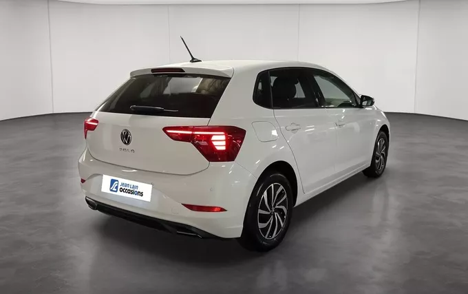 VOLKSWAGEN POLO 1.0 TSI 95 S&S BVM5 VW Edition extérieur trois quart arrière droit 2131772