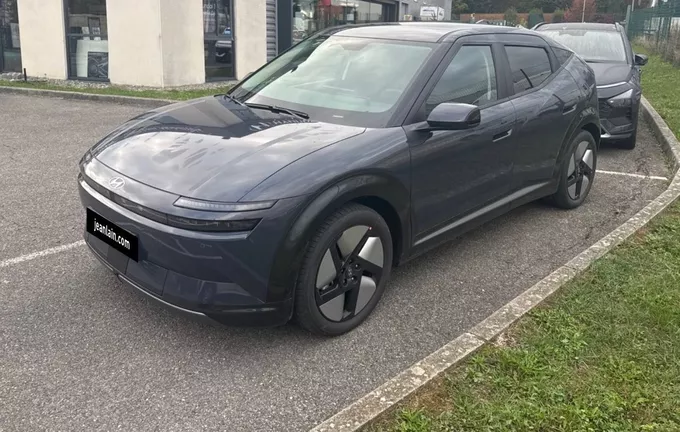 HYUNDAI IONIQ 3 61 kWh - 135 ch Vision photo 19 6205484