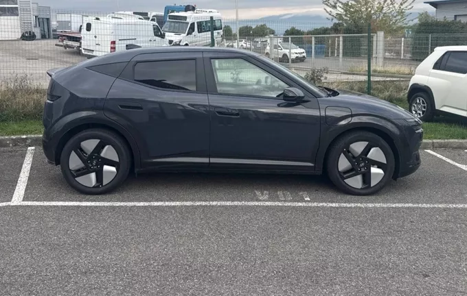 HYUNDAI IONIQ 3 61 kWh - 135 ch Vision photo 22 6205484