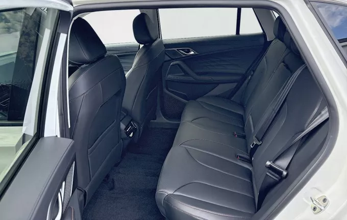 MG EHS 1.5 Hybrid+ 224 ch Luxury photo 16 8395