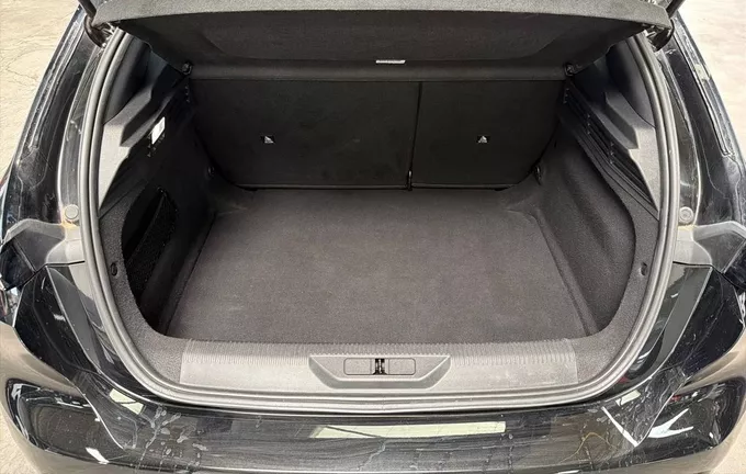 PEUGEOT 308 Hybrid 136 e-DCS6 Allure photo 10 213480
