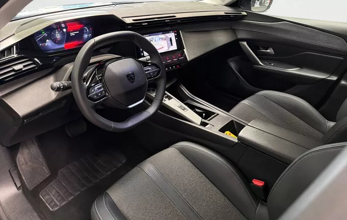 PEUGEOT 308 Hybrid 136 e-DCS6 Allure photo 11 213480