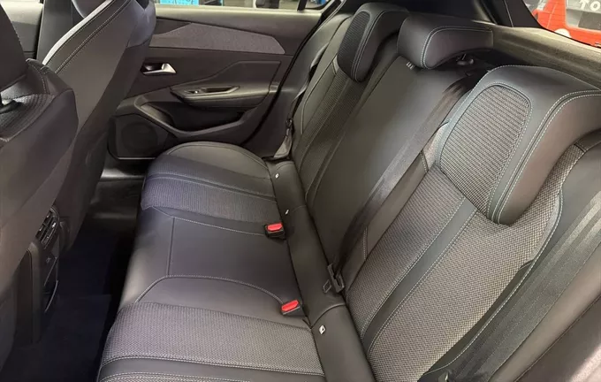 PEUGEOT 308 Hybrid 136 e-DCS6 Allure photo 17 213480