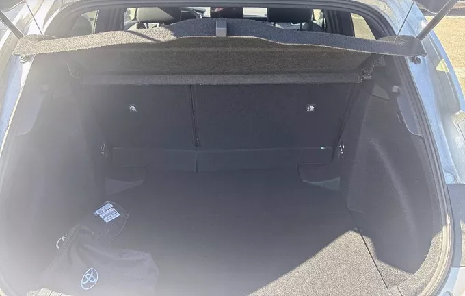 TOYOTA COROLLA HYBRIDE 140ch Design photo 10 50487