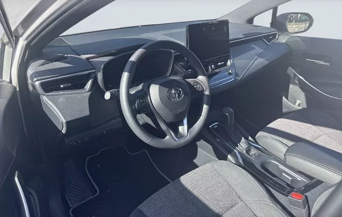 TOYOTA COROLLA HYBRIDE 140ch Design photo 11 50487