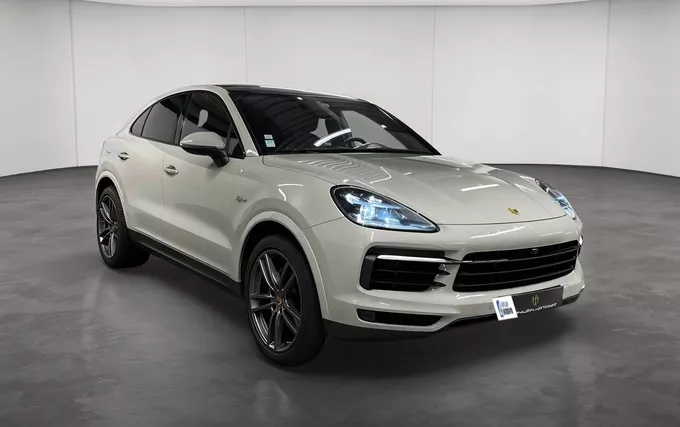 PORSCHE CAYENNE E-Hybrid 3.0 V6 462 ch Tiptronic BVA extérieur trois quart avant droit 2132743