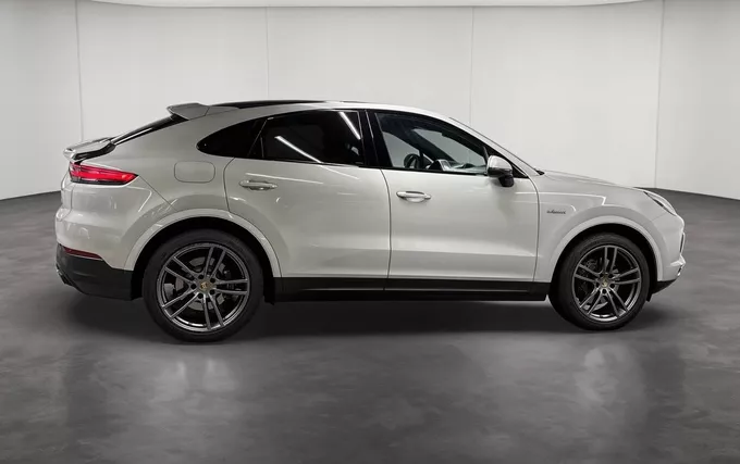 PORSCHE CAYENNE E-Hybrid 3.0 V6 462 ch Tiptronic BVA extérieur côté droit 2132743