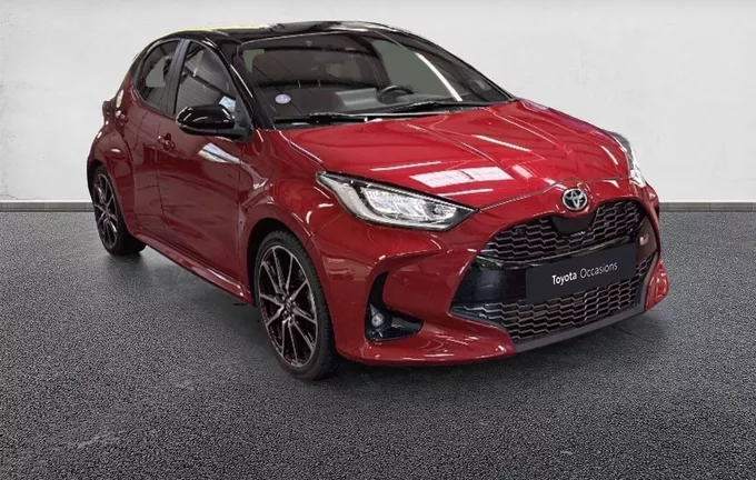 TOYOTA YARIS Hybride 116h GR Sport extérieur trois quart avant droit 1103321