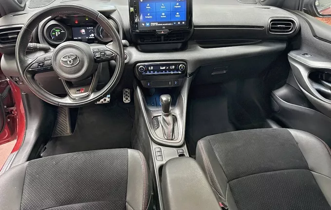 TOYOTA YARIS Hybride 116h GR Sport photo 18 1103321