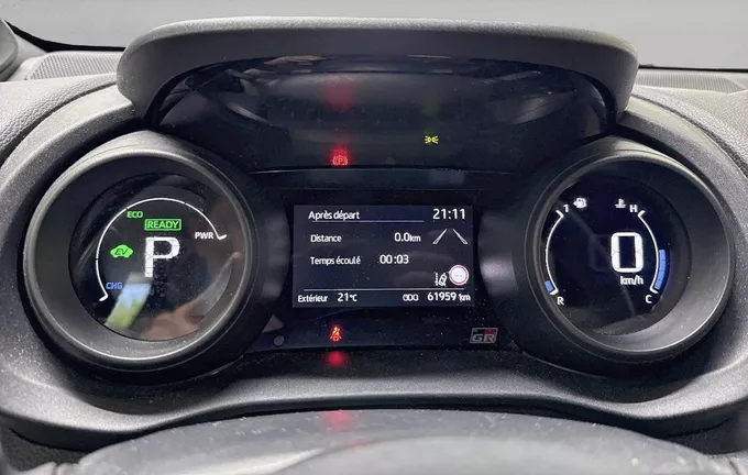 TOYOTA YARIS Hybride 116h GR Sport photo 19 1103321