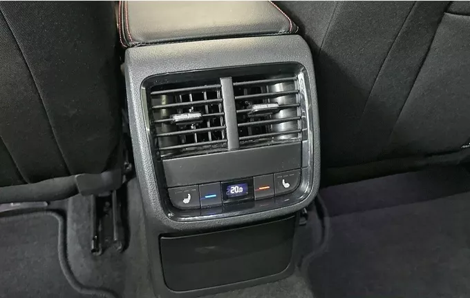 SKODA OCTAVIA Combi 1.4 TSI PHEV iV 245 ch DSG6e RS photo 23 2129221