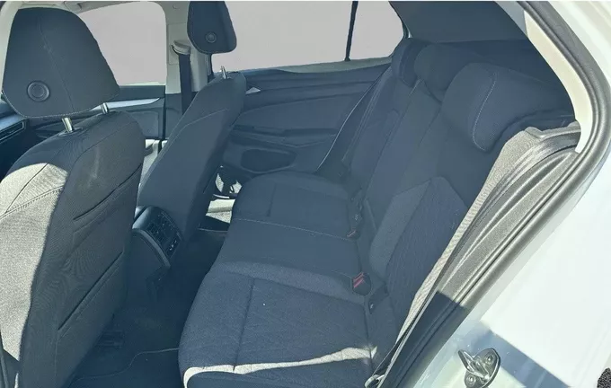 VOLKSWAGEN GOLF 1.5 eHybrid 204 DSG6 VW Edition extérieur arrière 2127054