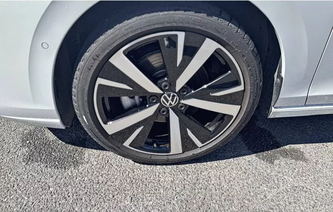VOLKSWAGEN GOLF 1.5 eHybrid 204 DSG6 VW Edition photo 12 2127054