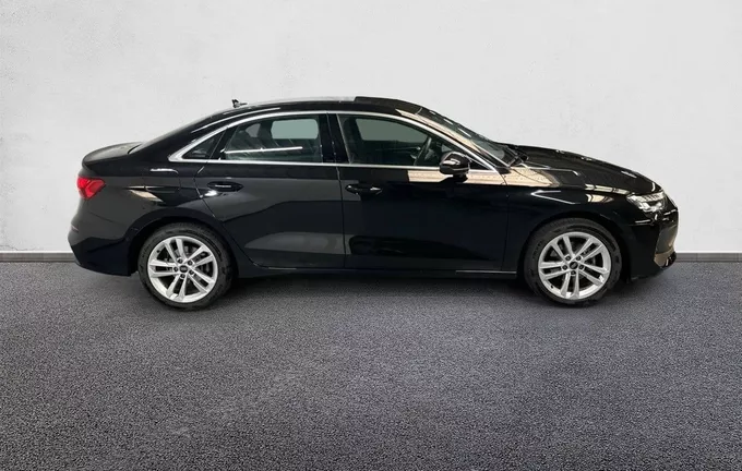 AUDI A3 Sportback TFSI Mild Hybrid 150 S tronic 7 Business Executive extérieur côté droit 2129070