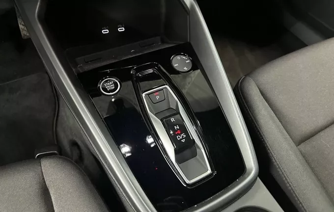 AUDI A3 Sportback TFSI Mild Hybrid 150 S tronic 7 Business Executive photo 13 2129070