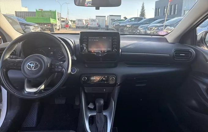 TOYOTA YARIS Hybride 116h Dynamic photo 18 1102841