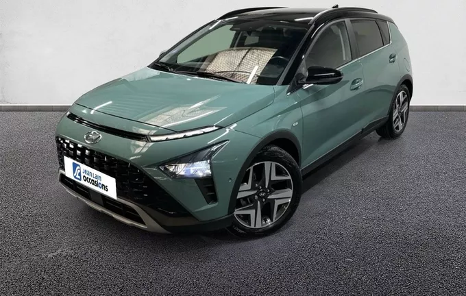 HYUNDAI BAYON 1.0 T-GDi 100 DCT-7 Hybrid 48V Executive extérieur trois quart avant gauche 13540