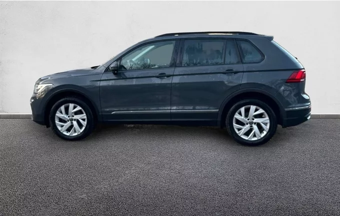 VOLKSWAGEN TIGUAN 2.0 TDI 150ch DSG7 4Motion Life extérieur trois quart arrière gauche 560121