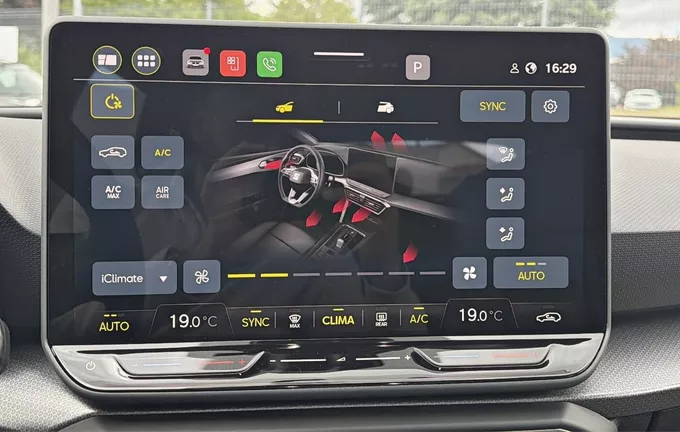 SEAT LEON 1.5 eTSI Hybrid 115 DSG7 Copa photo 14 2127715