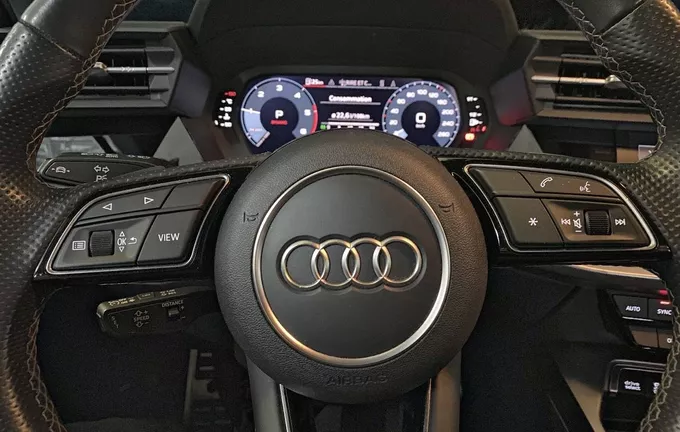AUDI A3 Sportback 30 TDI 116 S tronic 7 S Line photo 12 2127364