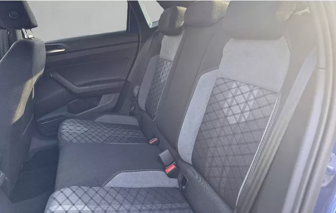 VOLKSWAGEN POLO 1.0 TSI 95 S&S BVM5 R-Line Edition extérieur arrière 2126531