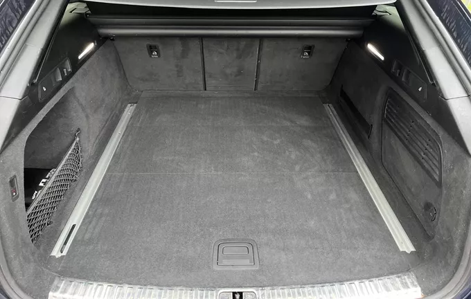 AUDI A6 Avant 40 TDI 204 ch S tronic 7 Quattro S line extérieur trois quart arrière gauche 2123819