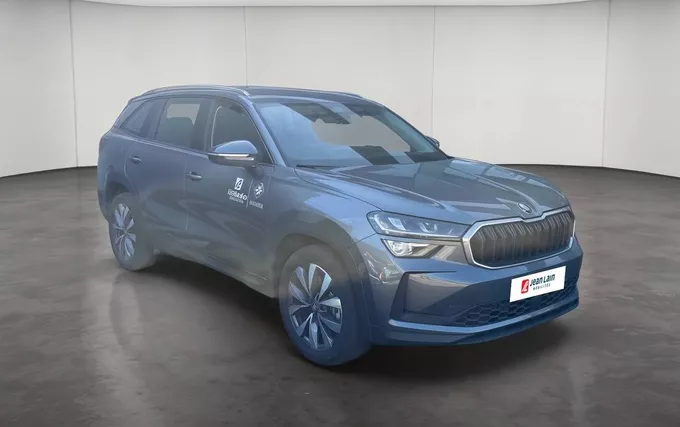 SKODA KODIAQ 1.5 TSI 204 ch PHEV DSG6 5pl Selection extérieur trois quart avant droit 4310