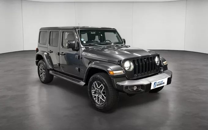 JEEP WRANGLER Unlimited 4xe 2.0 l T 380 ch PHEV 4x4 BVA8 First Edition extérieur trois quart avant droit 2133372