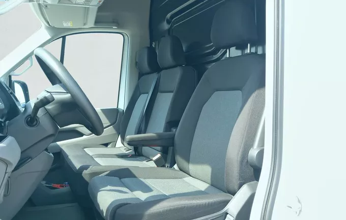 VOLKSWAGEN UTILITAIRES CRAFTER VAN 35 L3H3 2.0 TDI 140 CH BVA BUSINESS photo 11 105915