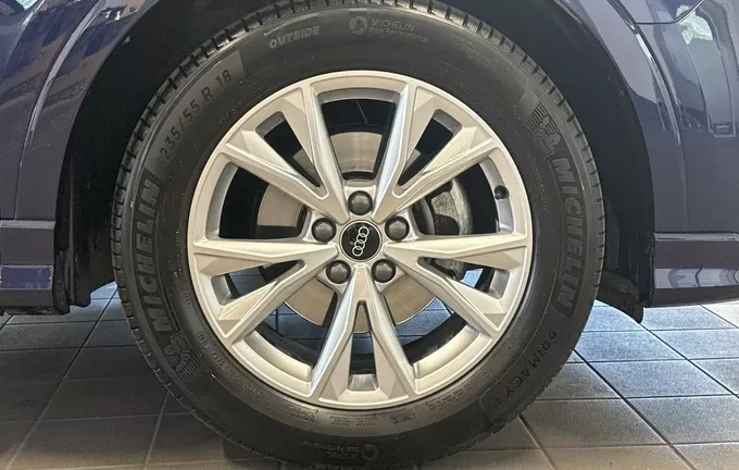 AUDI Q3 35 TFSI 150 ch S tronic 7 S line photo 9 2130920