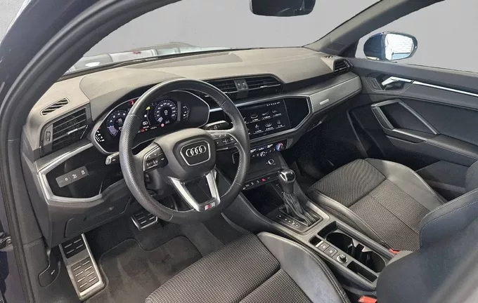 AUDI Q3 35 TFSI 150 ch S tronic 7 S line photo 11 2130920