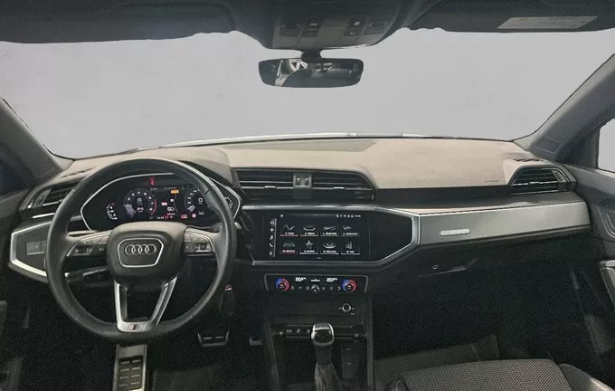 AUDI Q3 35 TFSI 150 ch S tronic 7 S line photo 18 2130920