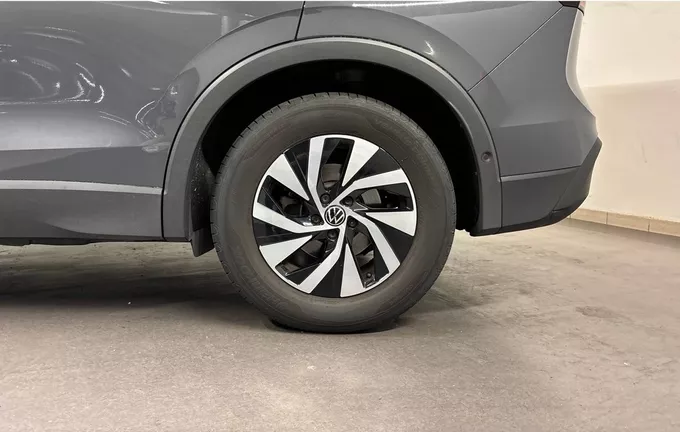 VOLKSWAGEN TIGUAN 2.0 TDI 150ch DSG7 VW Edition photo 9 2129859