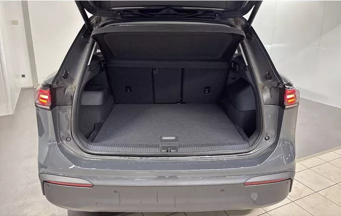 VOLKSWAGEN TIGUAN 2.0 TDI 150ch DSG7 VW Edition photo 10 2129859