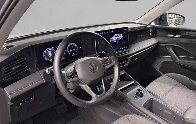 VOLKSWAGEN TIGUAN 2.0 TDI 150ch DSG7 VW Edition photo 12 2129859