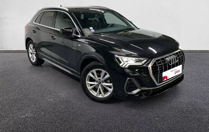 AUDI Q3 35 TDI 150 ch S tronic 7 S line extérieur trois quart avant droit 2126836