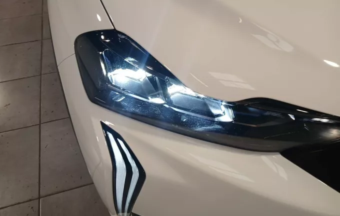 DS DS3 DS 3 Hybride 136 e-DCT6 Edition France extérieur trois quart arrière gauche 944278