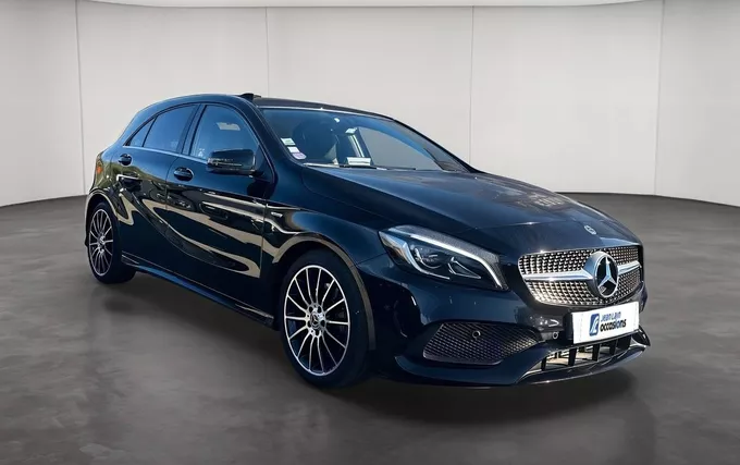 MERCEDES CLASSE A 250 7G-DCT WhiteArt Edition extérieur trois quart avant droit 561011