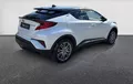 Miniature TOYOTA C-HR Hybride 1.8L Distinctive extérieur trois quart arrière droit 1103392