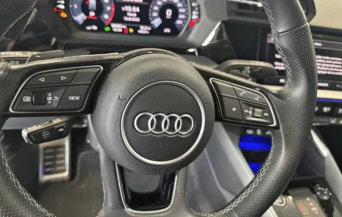 AUDI A3 Sportback 40 TFSIe 204 S tronic 6 S Line photo 12 3012298