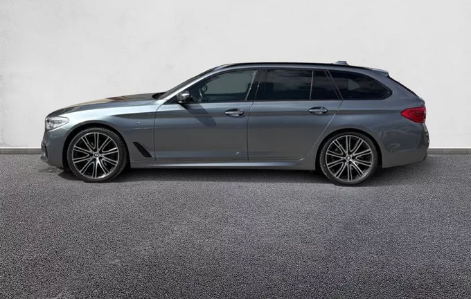 BMW SERIE 5 TOURING 520d xDrive 190 ch BVA8 M Sport extérieur côté gauche 560426