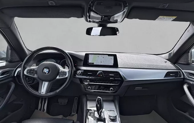 BMW SERIE 5 TOURING 520d xDrive 190 ch BVA8 M Sport photo 18 560426